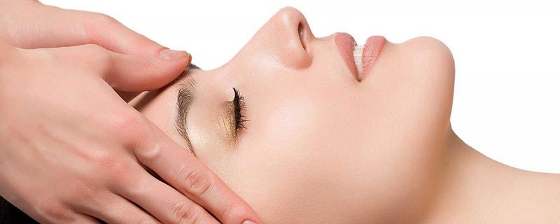 Beauty Package Facial & Manicure